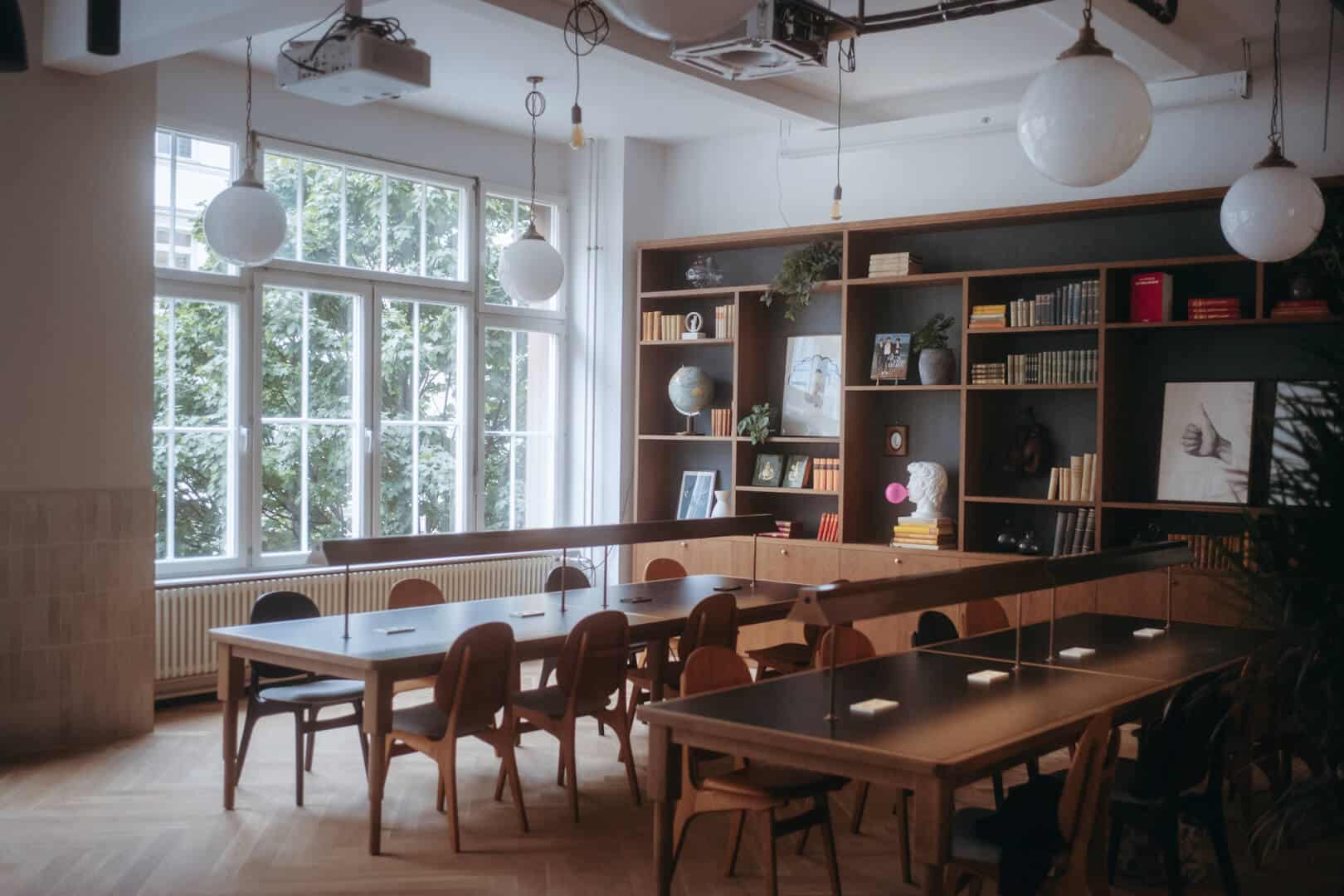 Mindspace Münzstraße - Berlin Mitte - coworking open space workstations