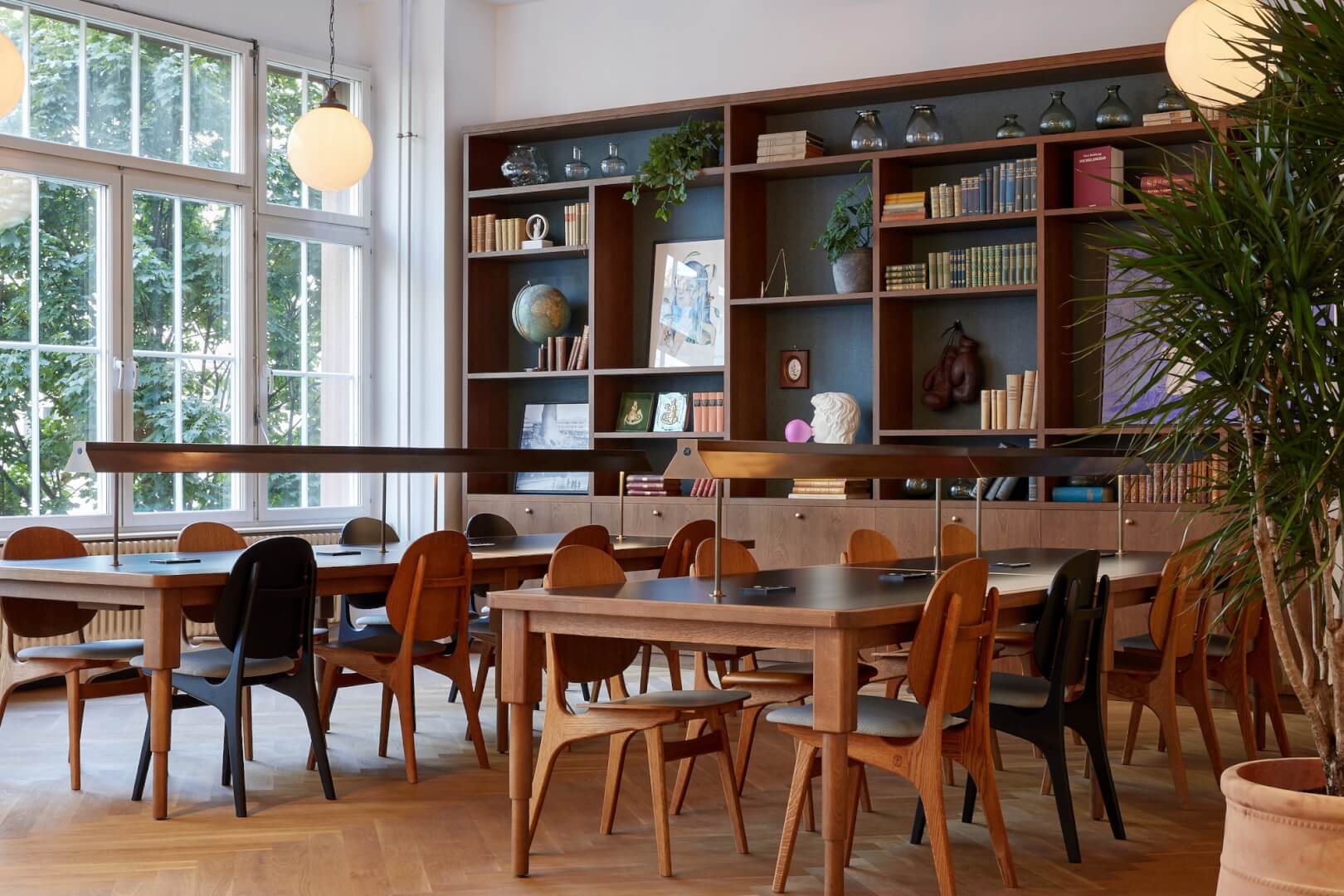 Rent a desk in coworking space Mindspace Münzstraße in Berlin